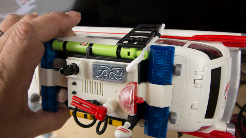 Illustration for article titled Toy Time Celebrates Ghostbusters Day With Playmobil's Ecto-1